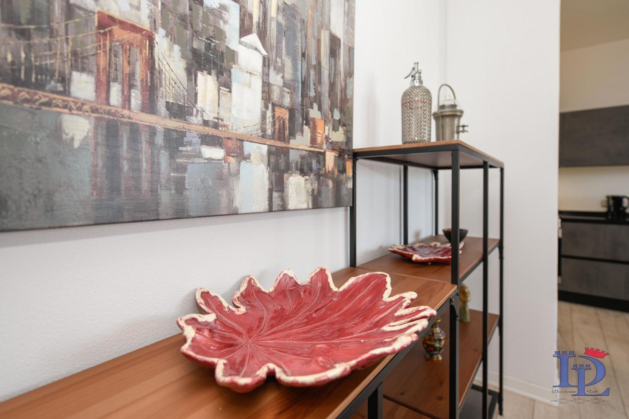 Appartement Desenzanoloft Official Partner Marriott Homes & - Window Of Family With Parking Spot