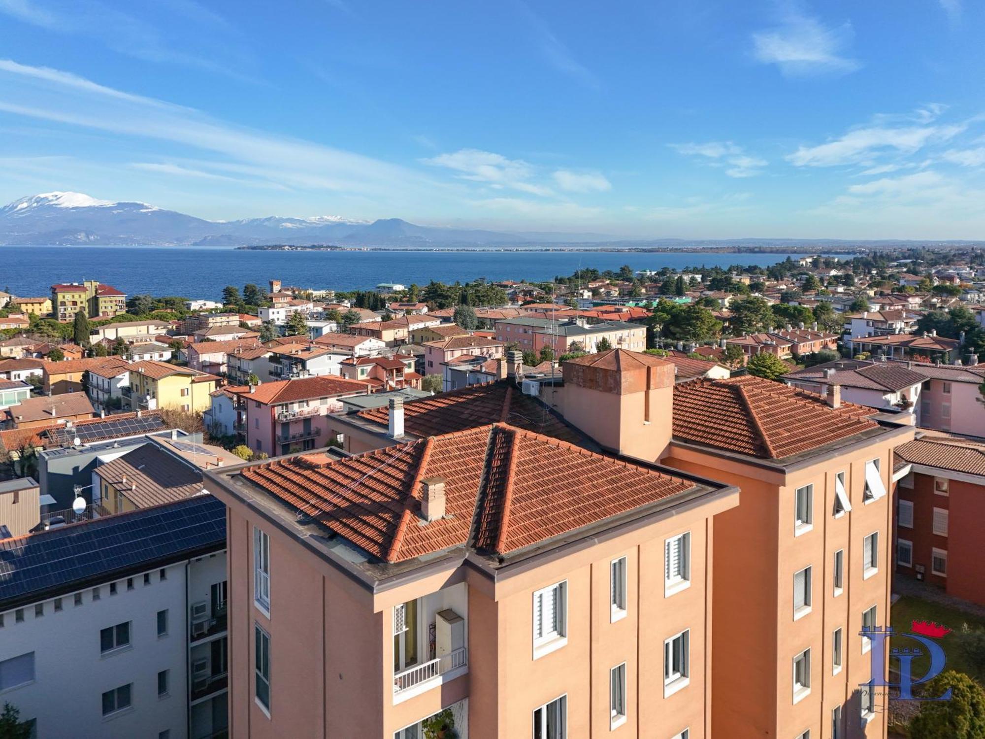 Desenzanoloft Official Partner Marriott Homes & - Window Of Family With Parking Spot Appartement Desenzano del Garda