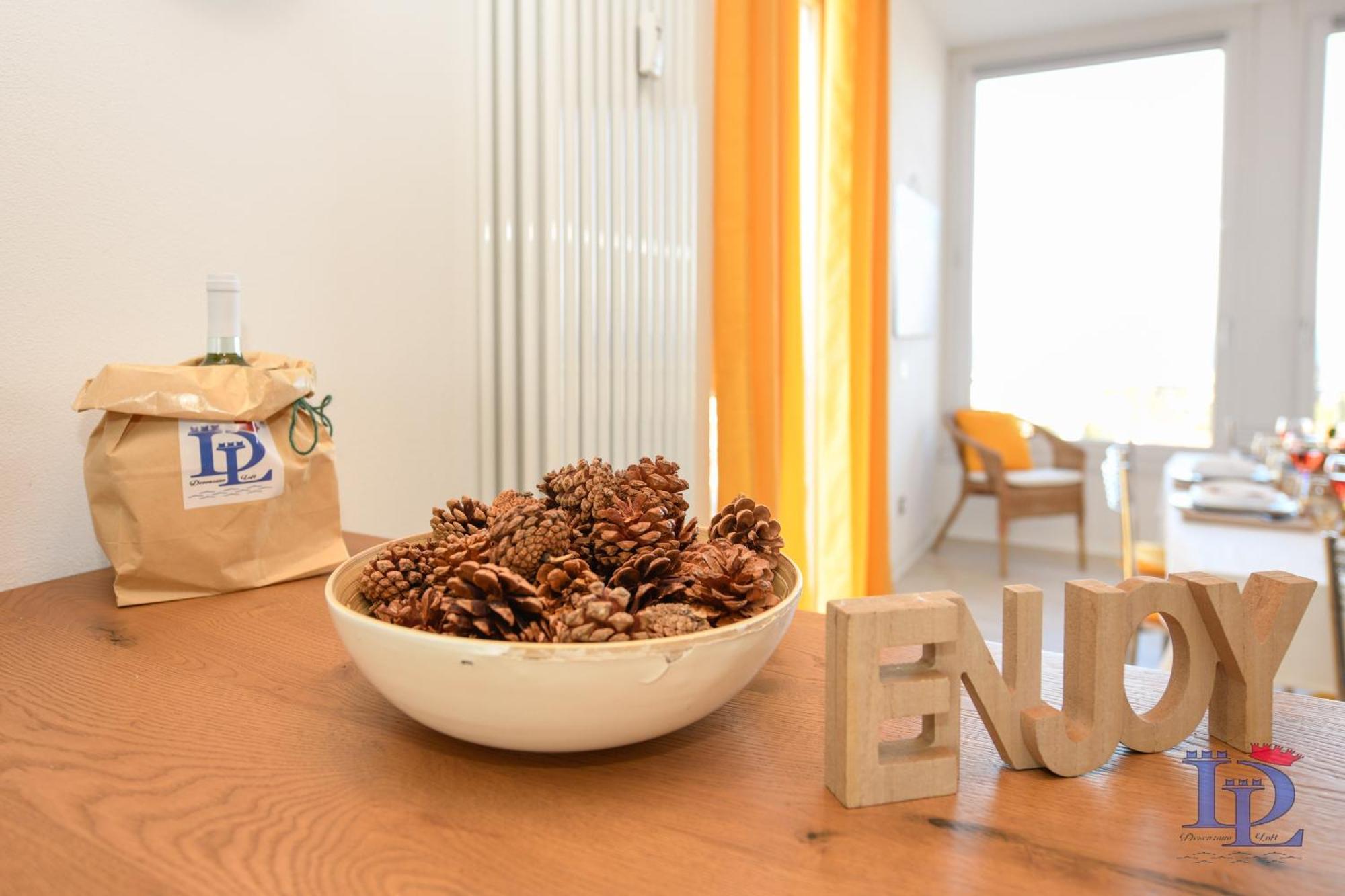 Appartement Desenzanoloft Official Partner Marriott Homes & - Window Of Family With Parking Spot Desenzano del Garda