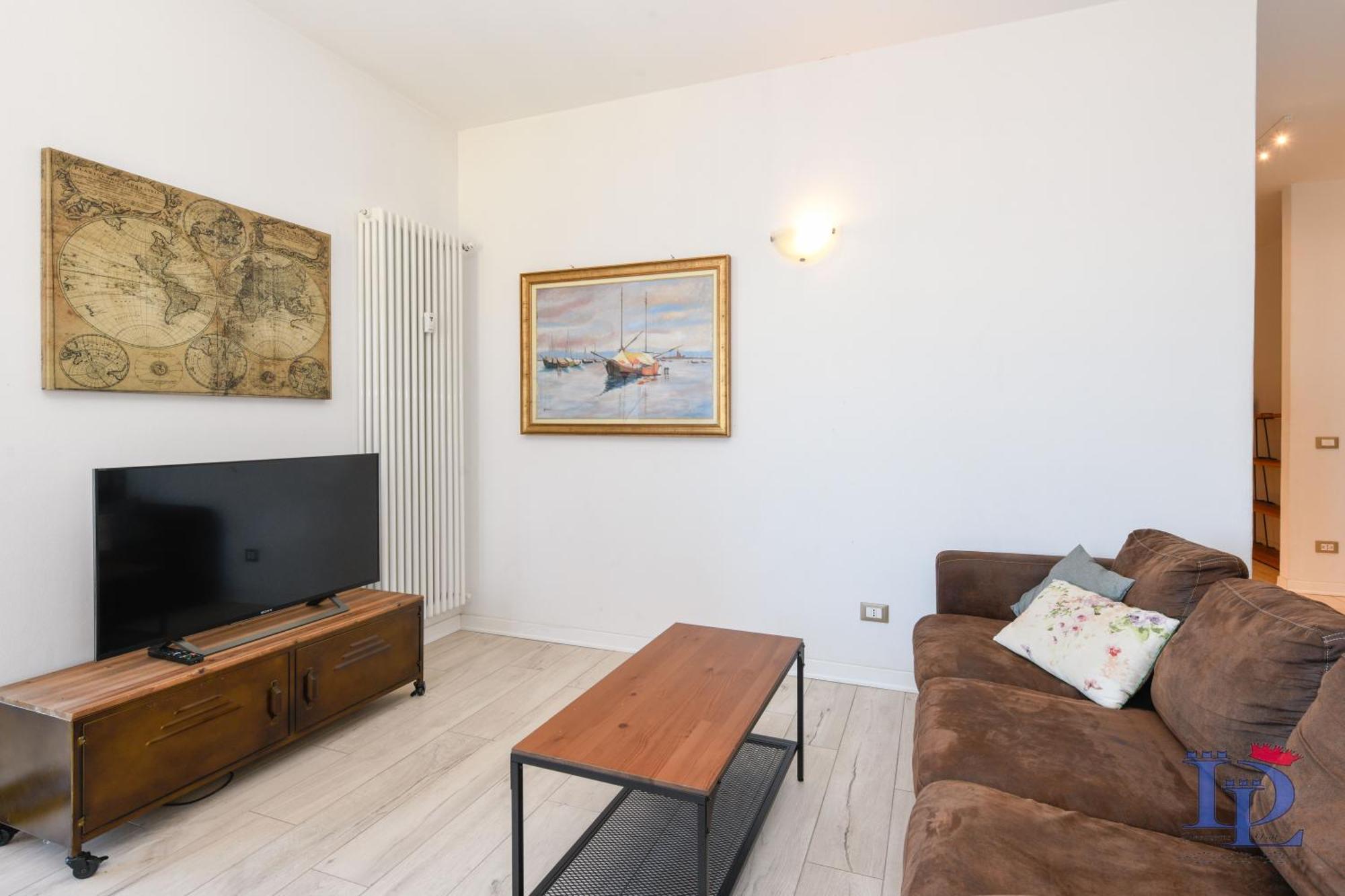 Desenzanoloft Official Partner Marriott Homes & - Window Of Family With Parking Spot Appartement *