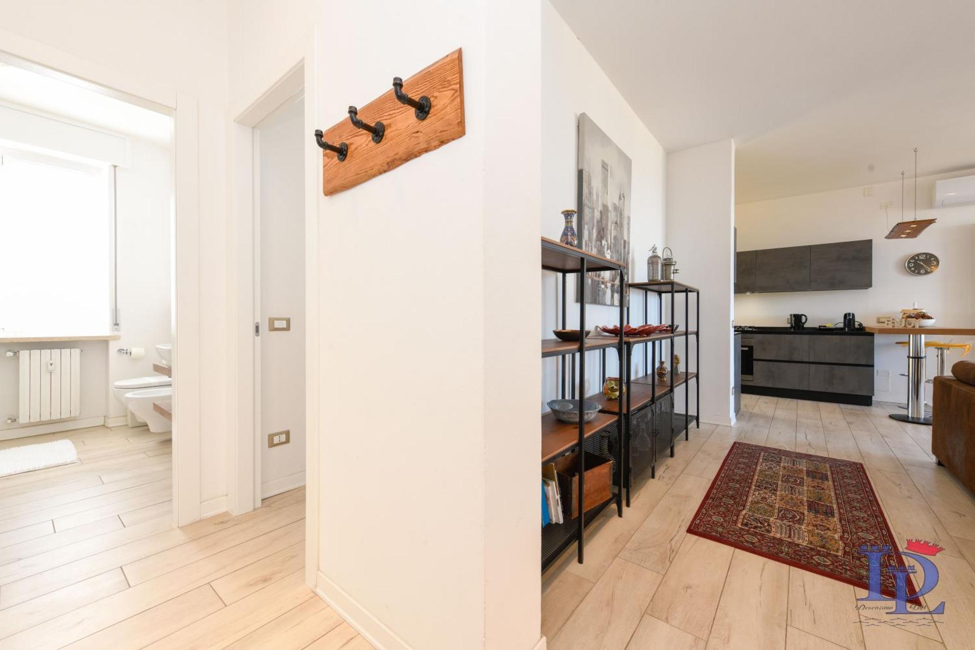 Appartement Desenzanoloft Official Partner Marriott Homes & - Window Of Family With Parking Spot *