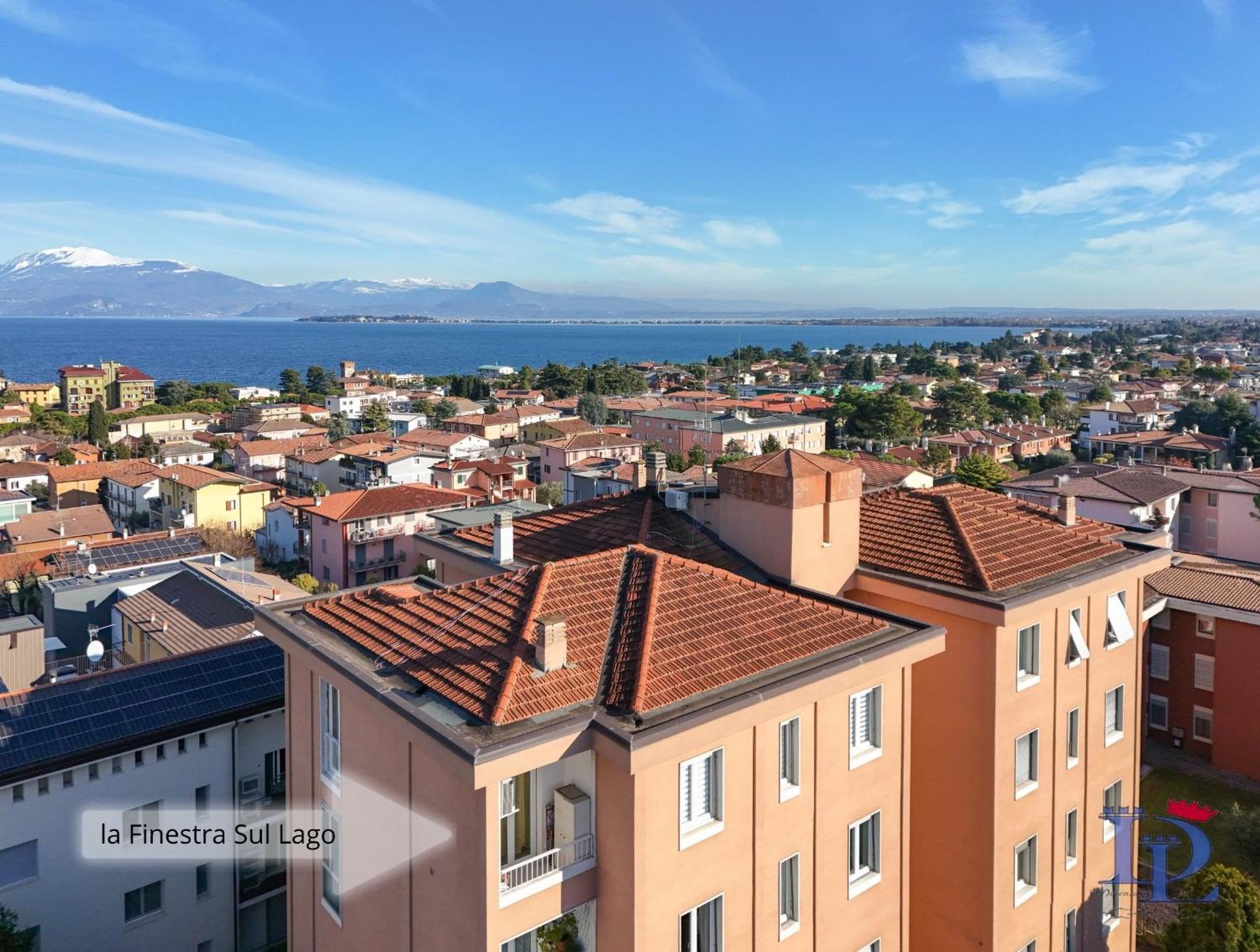 Desenzanoloft Official Partner Marriott Homes & - Window Of Family With Parking Spot Appartement Desenzano del Garda
